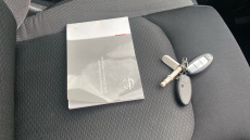 Nissan Qashqai 1.3 DiG-T N-Connecta 5dr Petrol Hatchback